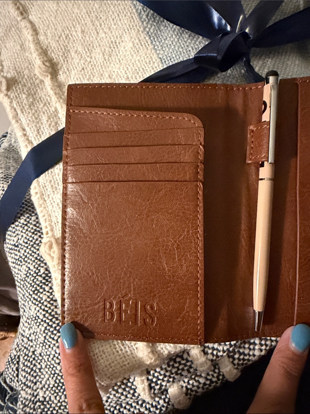 BEIS Tan Leather Passport Wallet with Pen Loop - Picture 2 of 8